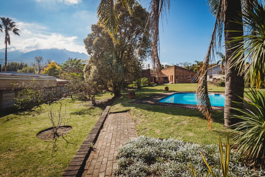 5 Bedroom Property for Sale in Camphersdrift Western Cape